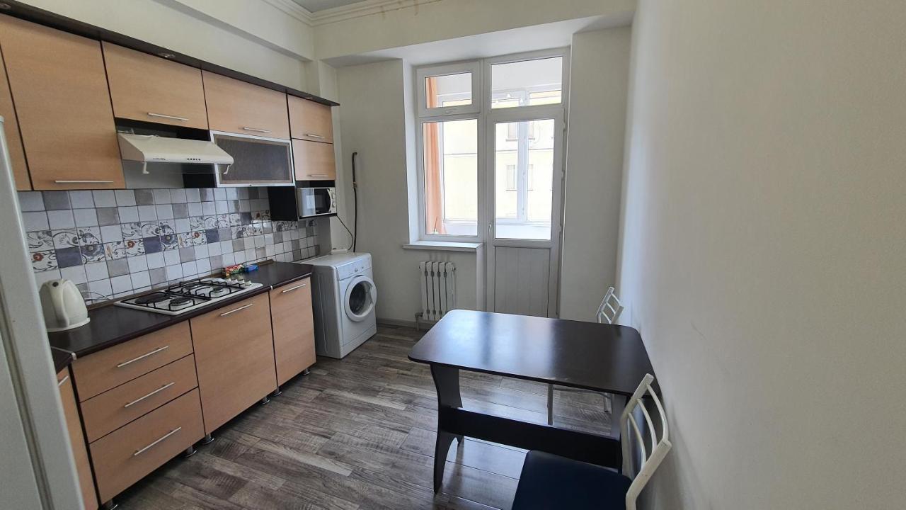 Flatrent Apartment Bishkek Exterior photo